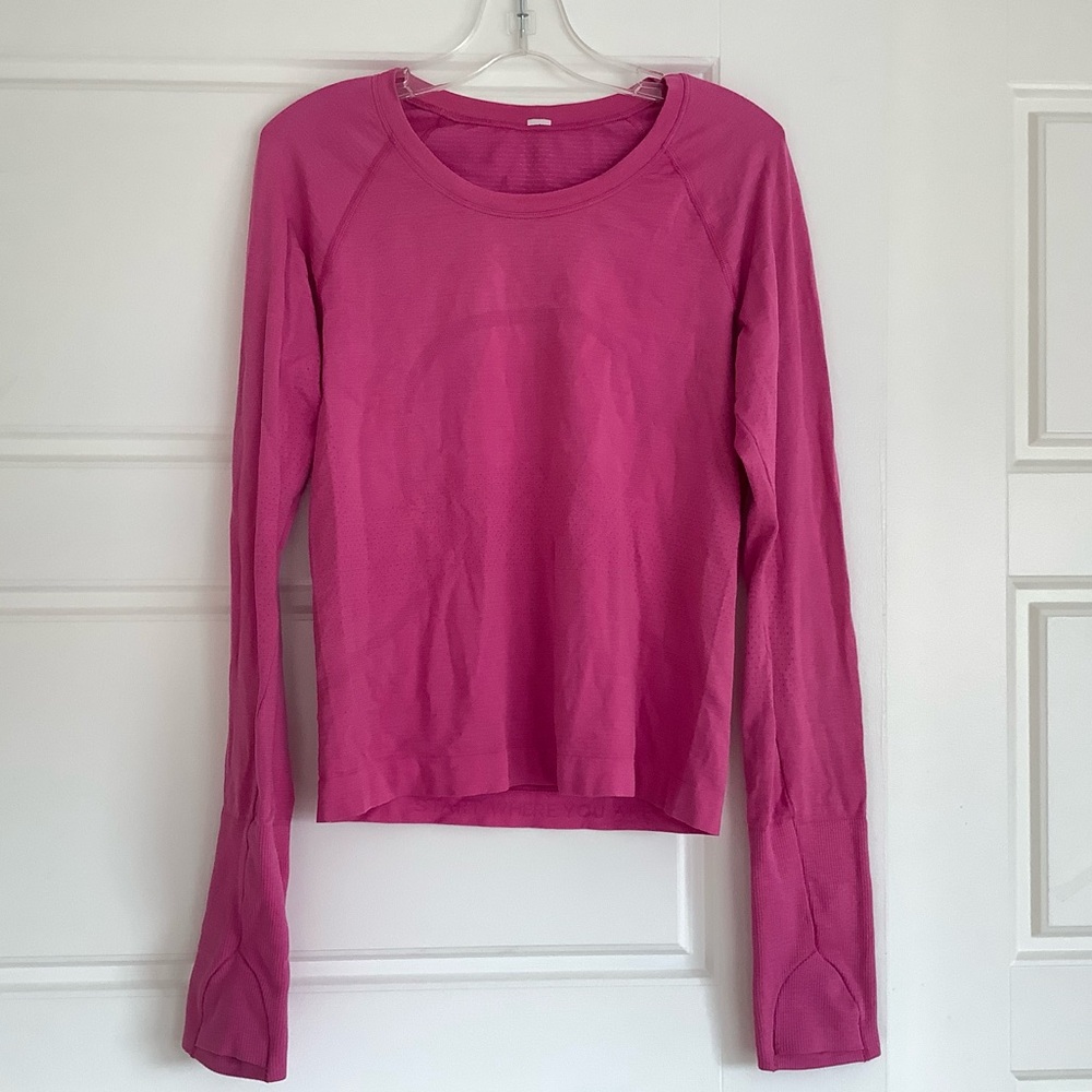Lululemon Swiftly Tech Long-Sleeve Shirt 2.0
Race Length